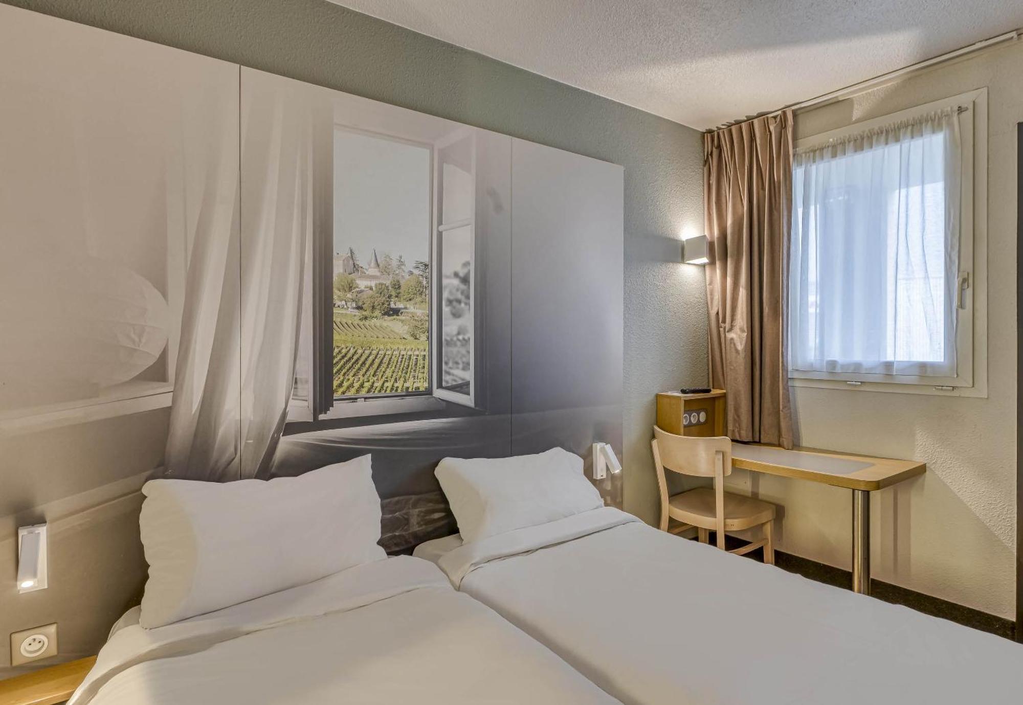 Bordeaux De Hotel 2*